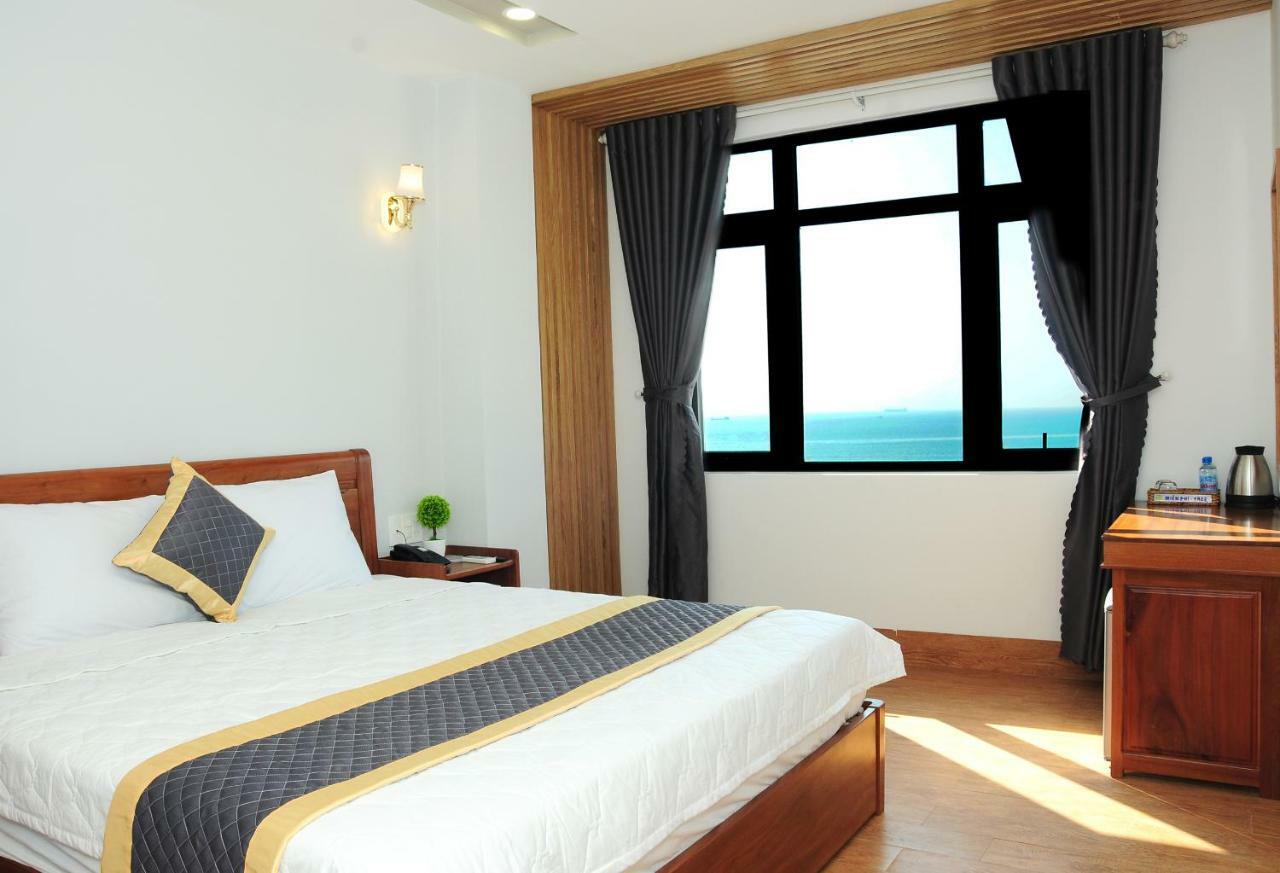 Seaside Hotel Куи Нхон Екстериор снимка